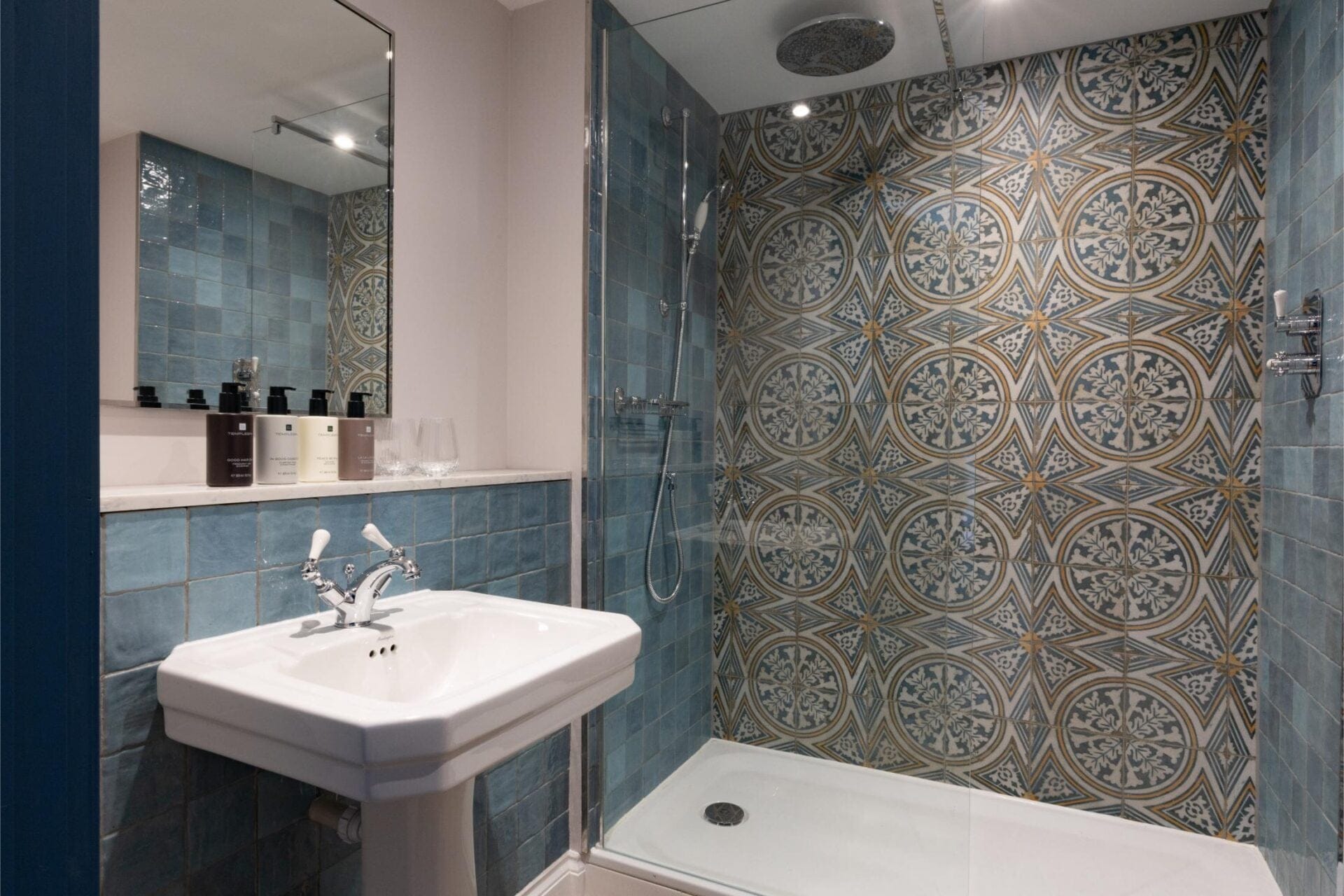 Patterned tile shower room, Hotel fit out by ARA Construction