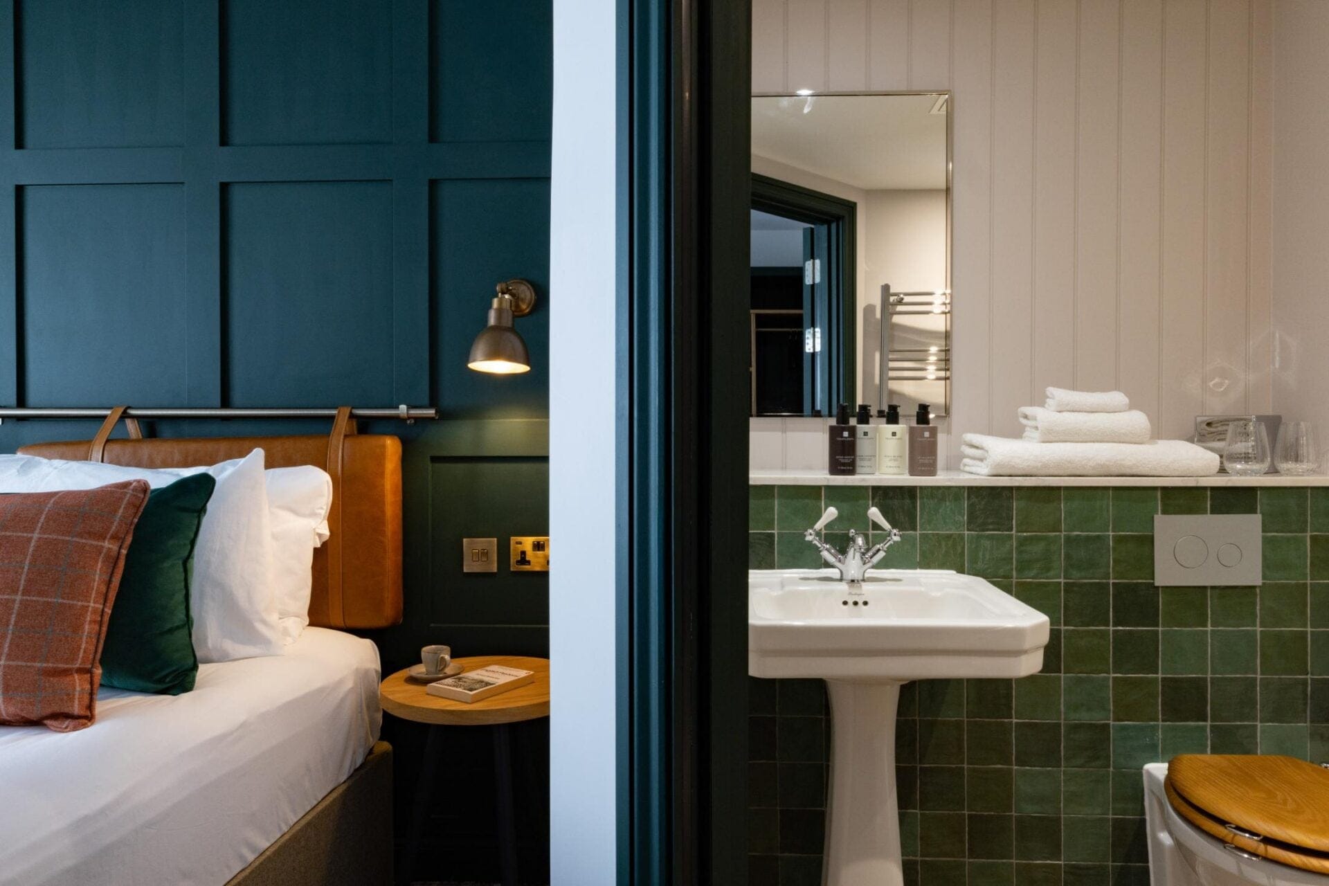 Bedroom and en-suite, Hotel fit out by ARA Construction