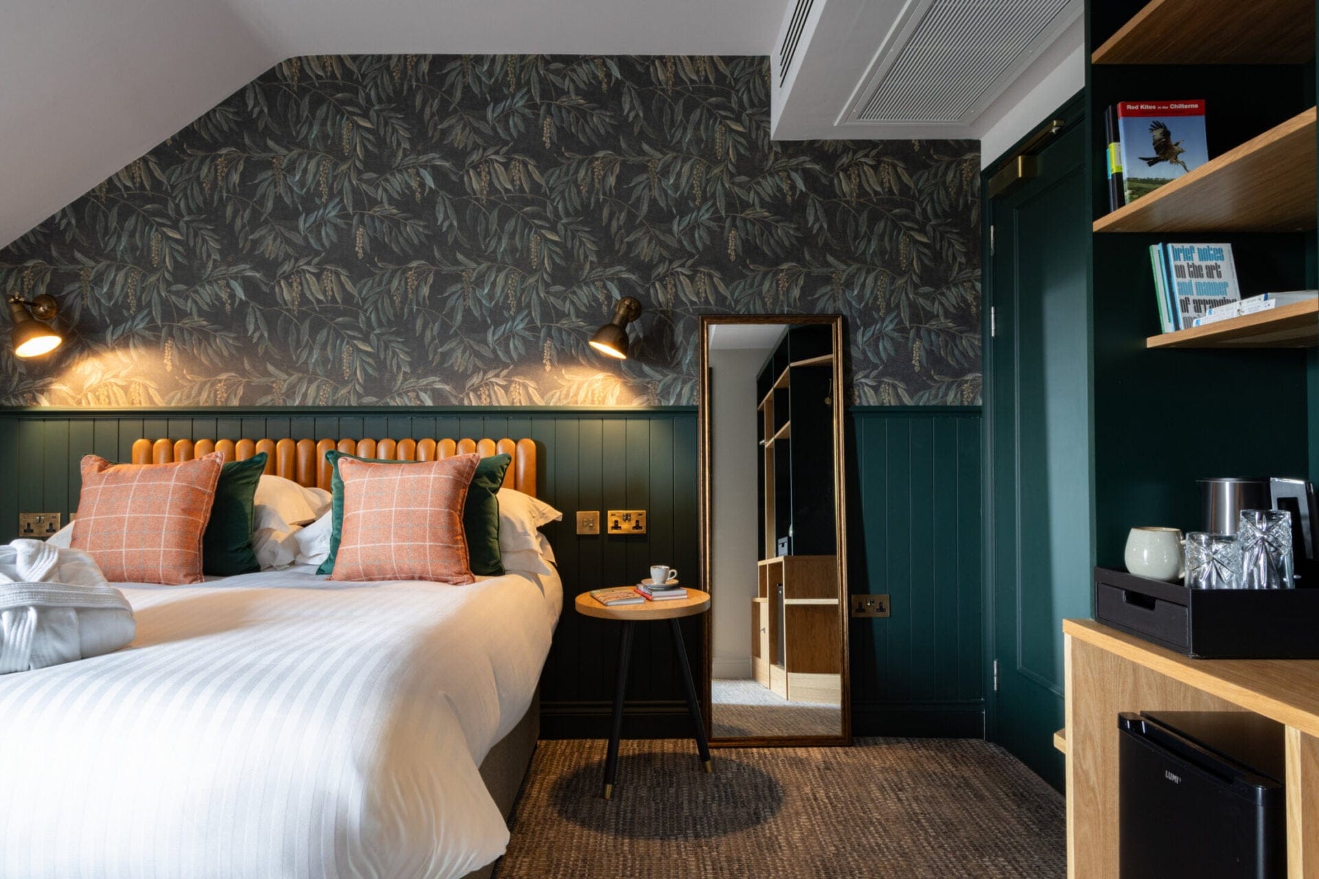 Loft suite panelling, Hotel fit out by ARA Construction